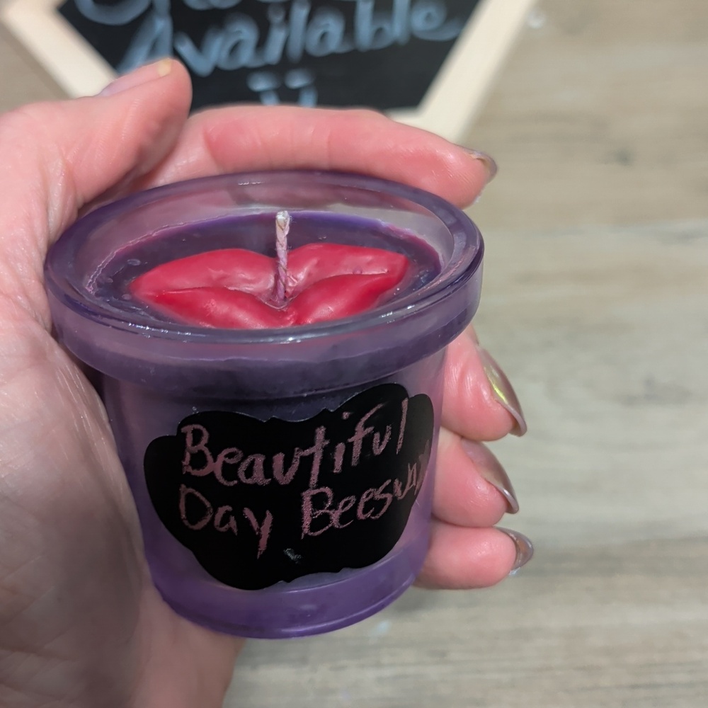 Beautiful Day And Gold Dust Soy Beeswax Candle Bundle - Picture 4 of 9